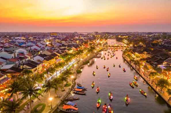 De la Bahía mágica a la histórica Hoi An