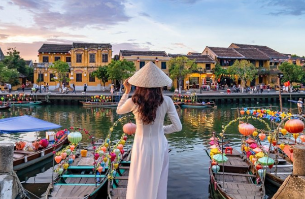 Faroles, luces y patrimonio en Hoi An